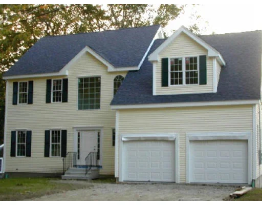 Unit for sale at 10 Woodcliffe Avenue, Worcester, MA 01604