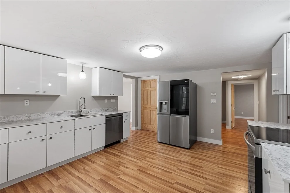 Unit for sale at 34 Morse Rd, Royalston, MA 01368