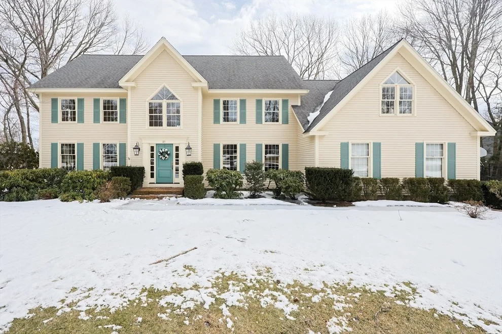 Unit for sale at 21 Morningside Drive, Shrewsbury, MA 01545