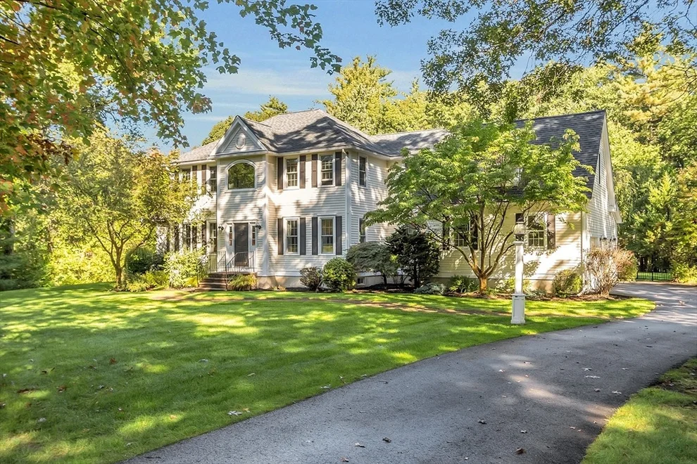 Unit for sale at 71 Fifers Ln, Boxborough, MA 01719
