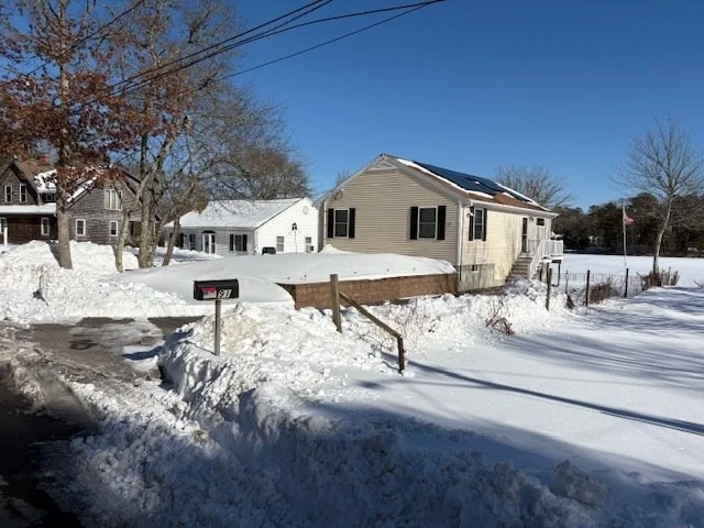 Unit for sale at 91 Agawam Lake Shore Drive, Wareham, MA 02571