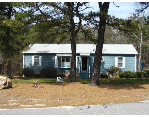 Unit for sale at 24 Barnfield Dr, Plymouth, MA 02360