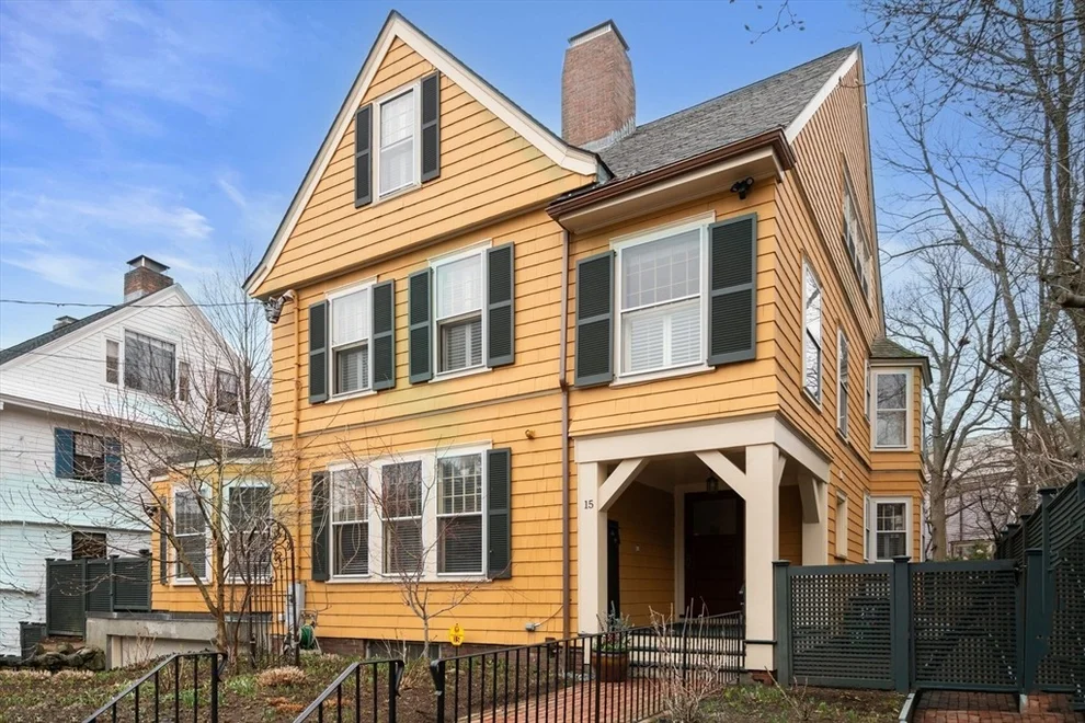 Unit for sale at 15 Traill Street, Cambridge, MA 02138