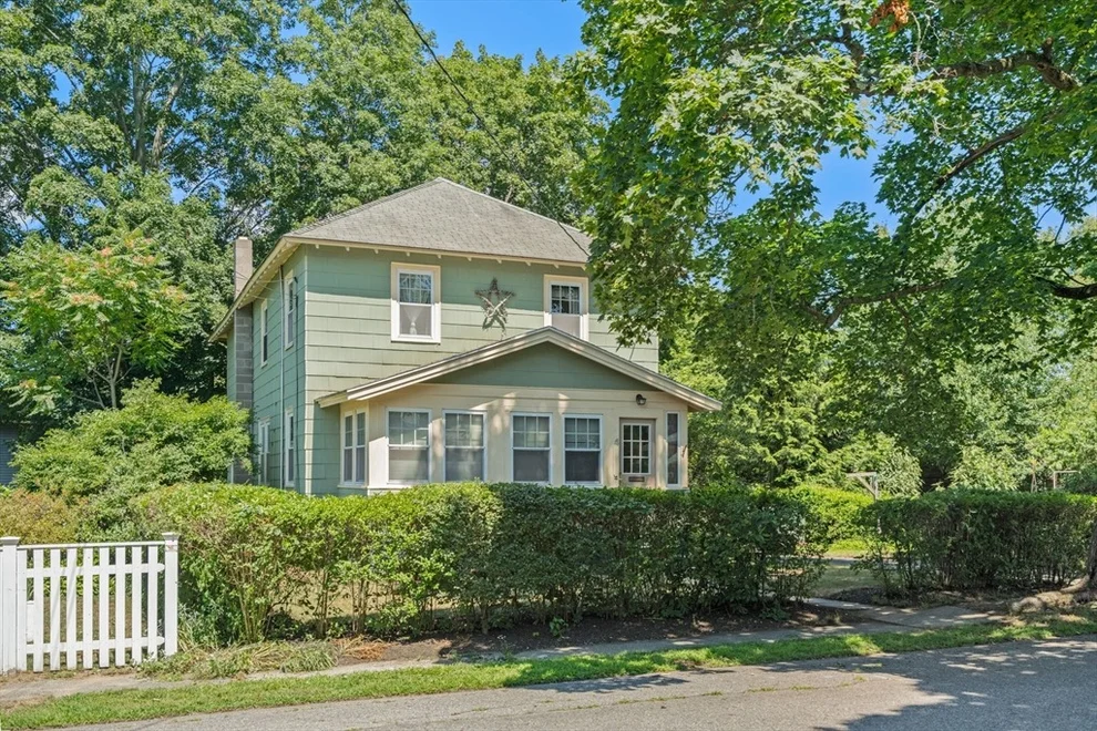 Unit for sale at 4 Beacon St, Newburyport, MA 01950