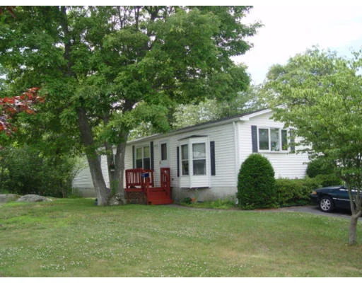 Unit for sale at 5 Chestnut Circle, Rockland, MA 02370