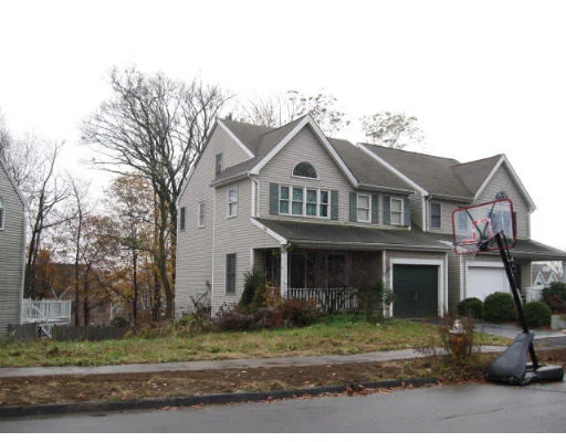 Unit for sale at 14 Midgley Ln, Worcester, MA 01604