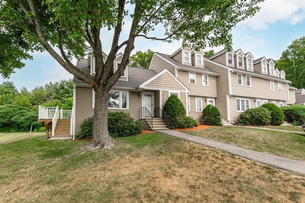 Unit for sale at 87 Merrimack Meadows Ln, Tewksbury, MA 01876