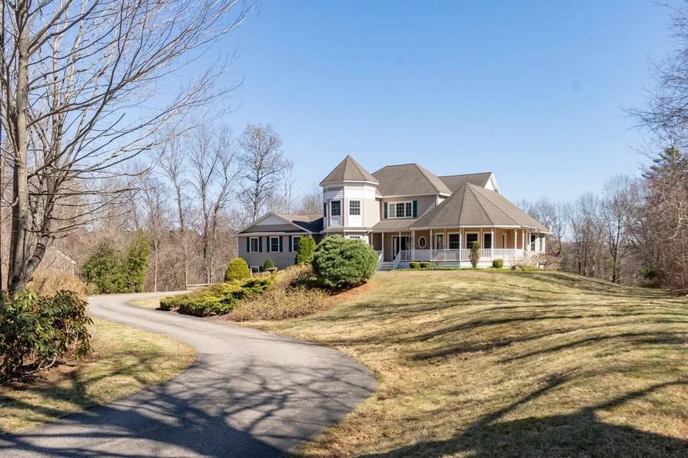 Unit for sale at 155 Rawson St, Leicester, MA 01524