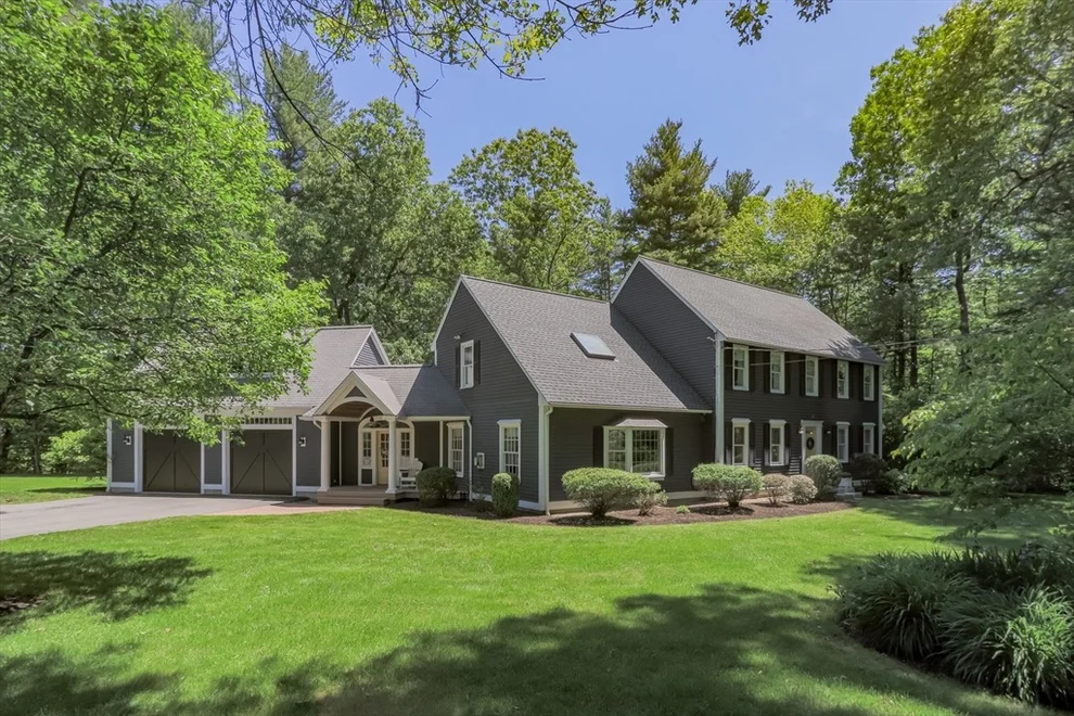 Unit for sale at 8 Whitaker Ln, Groton, MA 01450