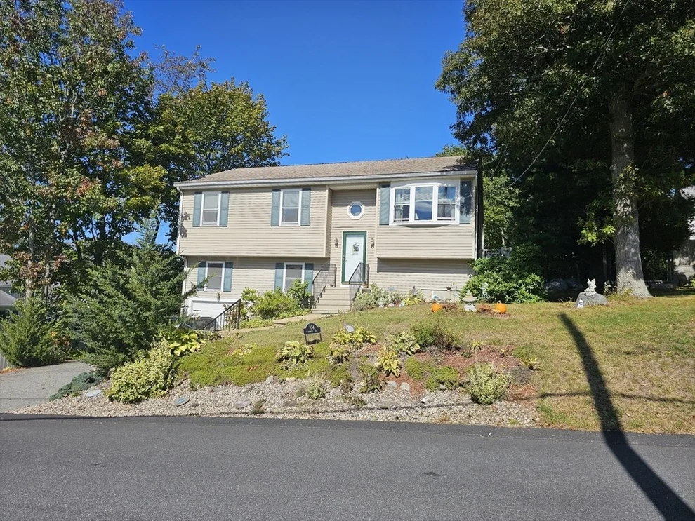 Unit for sale at 104 Corbett St, Fall River, MA 02720