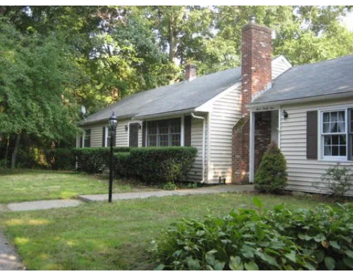 Unit for sale at 394 Mendon Rd, Northbridge, MA 01588