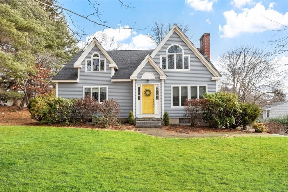 Unit for sale at 116 Windsor Ave, Acton, MA 01720
