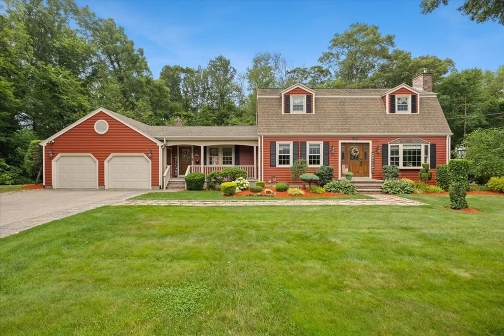 Unit for sale at 195 Colonial Dr, Somerset, MA 02726