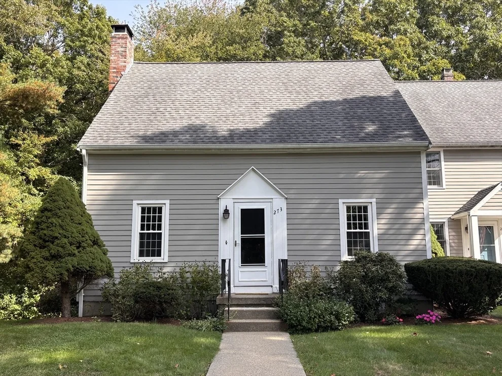 Unit for sale at 273 Twin Lakes Dr, Halifax, MA 02338