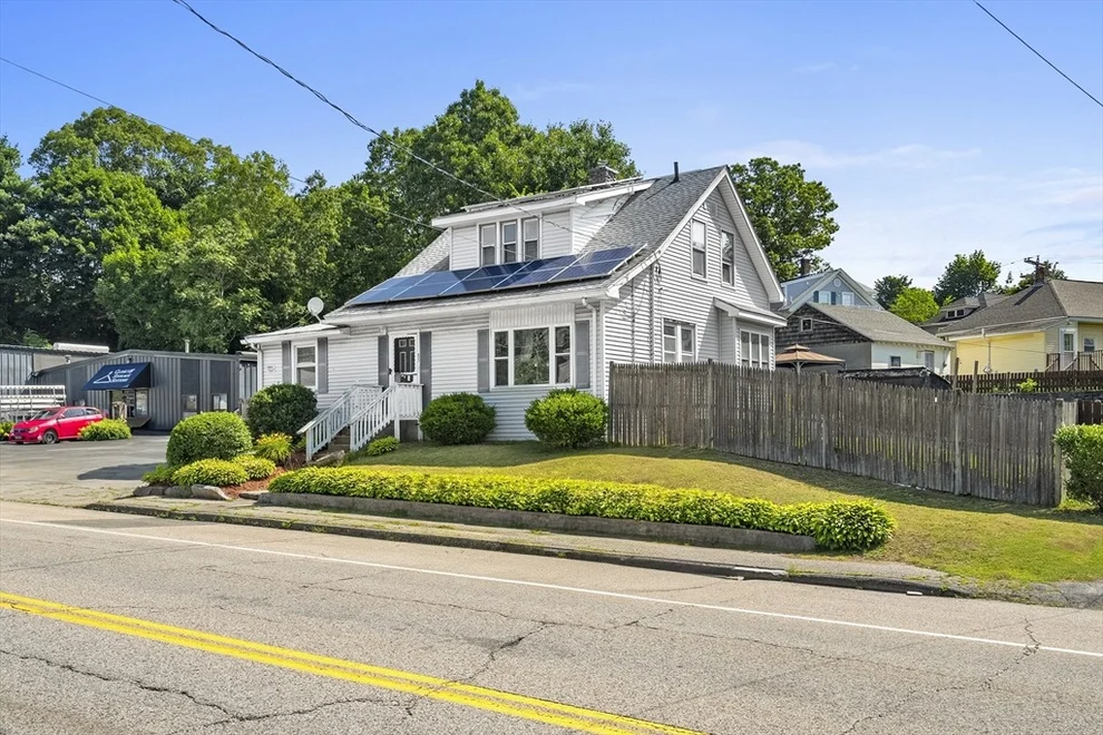 Unit for sale at 85 Pinehurst Avenue, Auburn, MA 01501