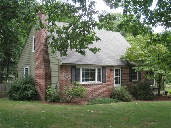 Unit for sale at 54 Sherman St, Chelmsford, MA 01863