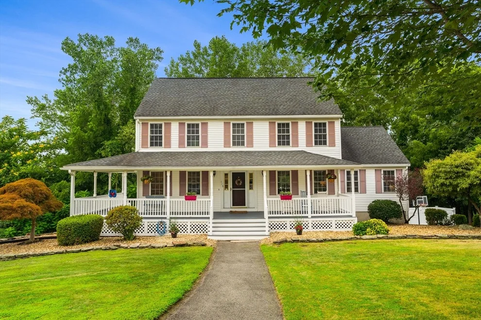 Unit for sale at 115 Sue Ann Dr, Dracut, MA 01826