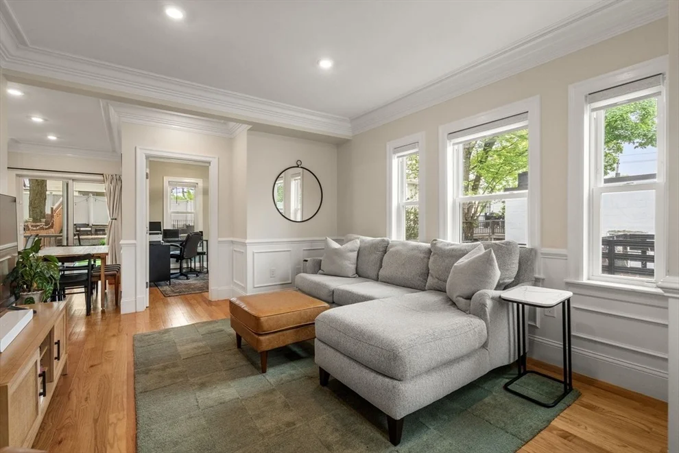 Unit for sale at 256 Sycamore St, Watertown, MA 02472