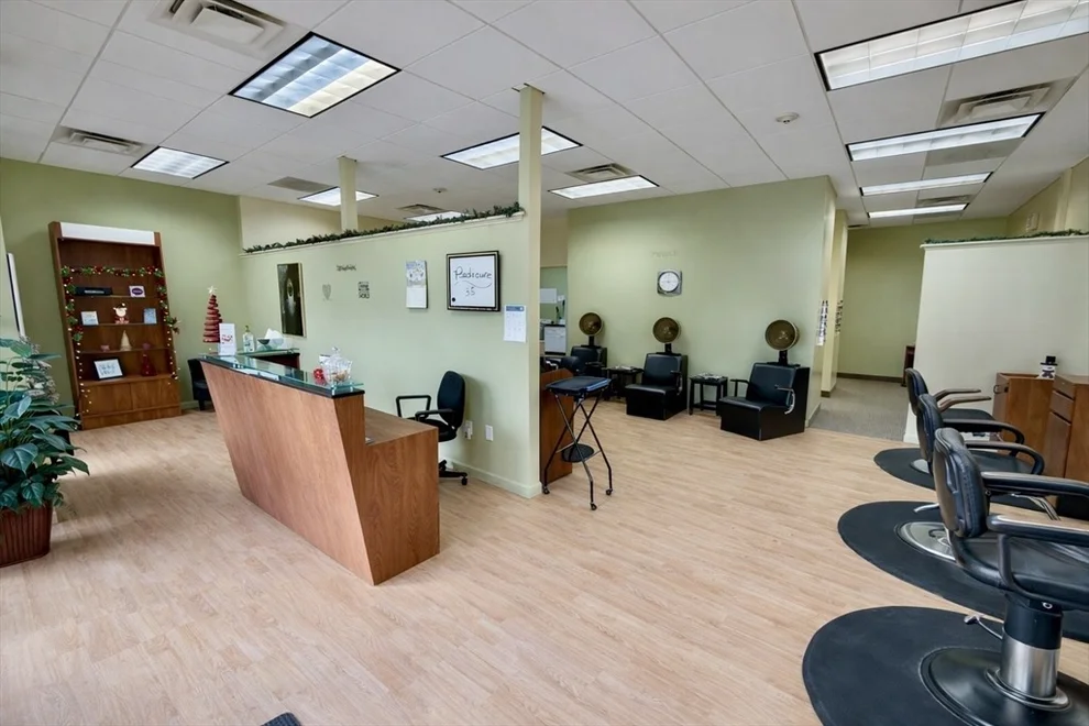 Unit for sale at 1442 Broadway U:2, Raynham, MA 02767