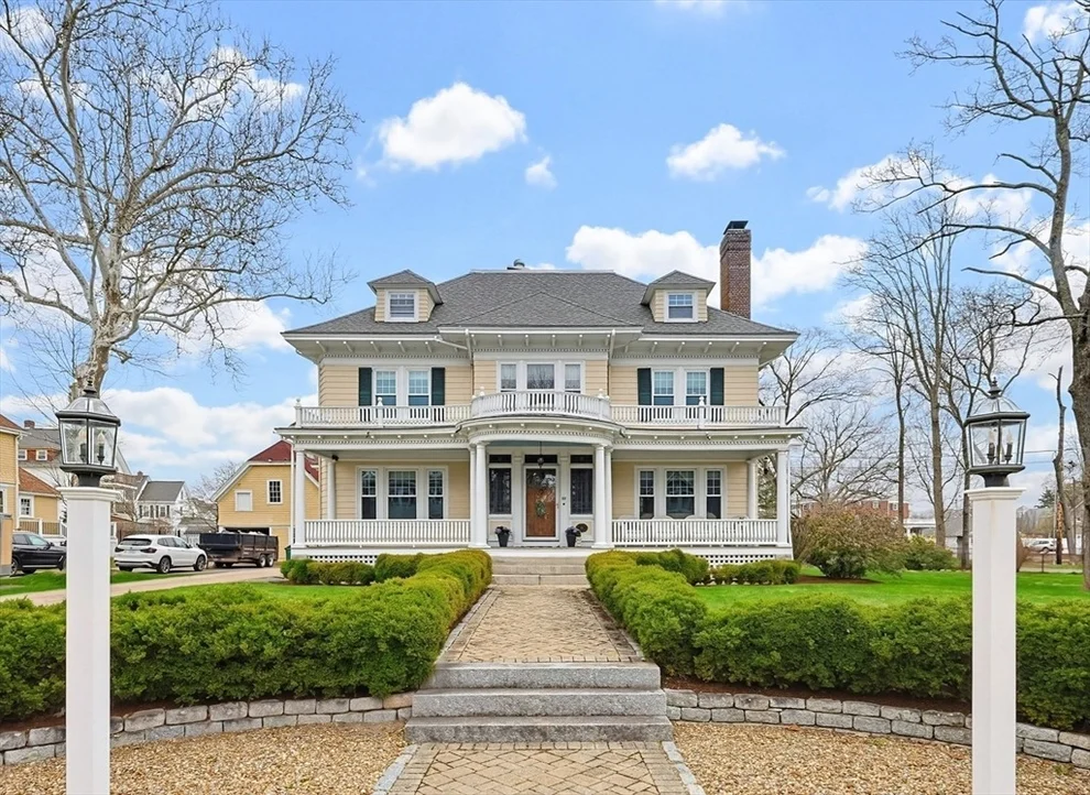 Unit for sale at 69 Rumford Ave, Mansfield, MA 02048