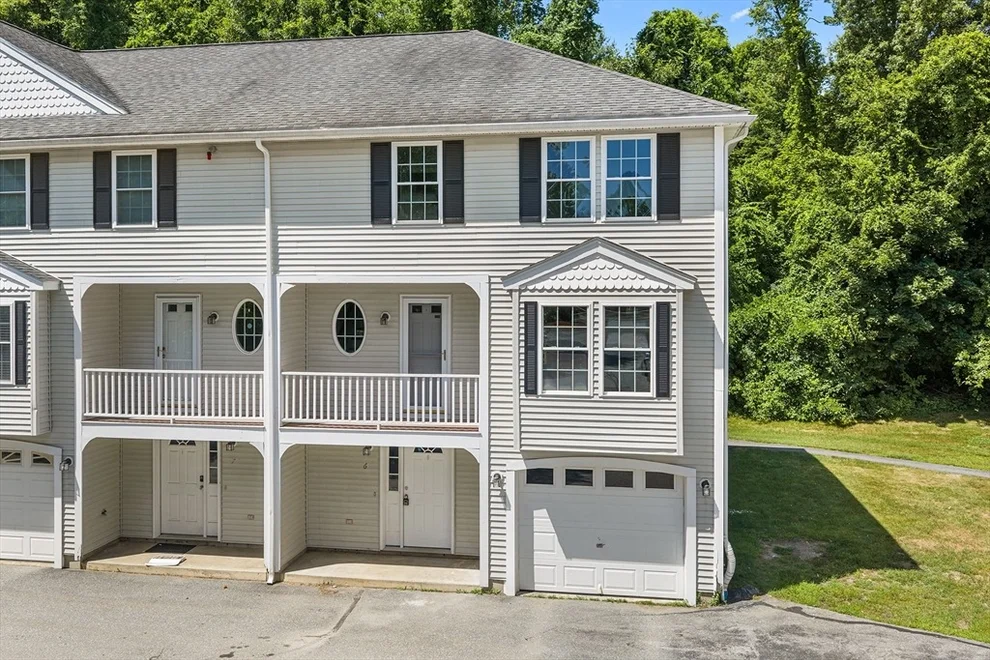 Unit for sale at 186 Tyngsboro Rd, Chelmsford, MA 01863
