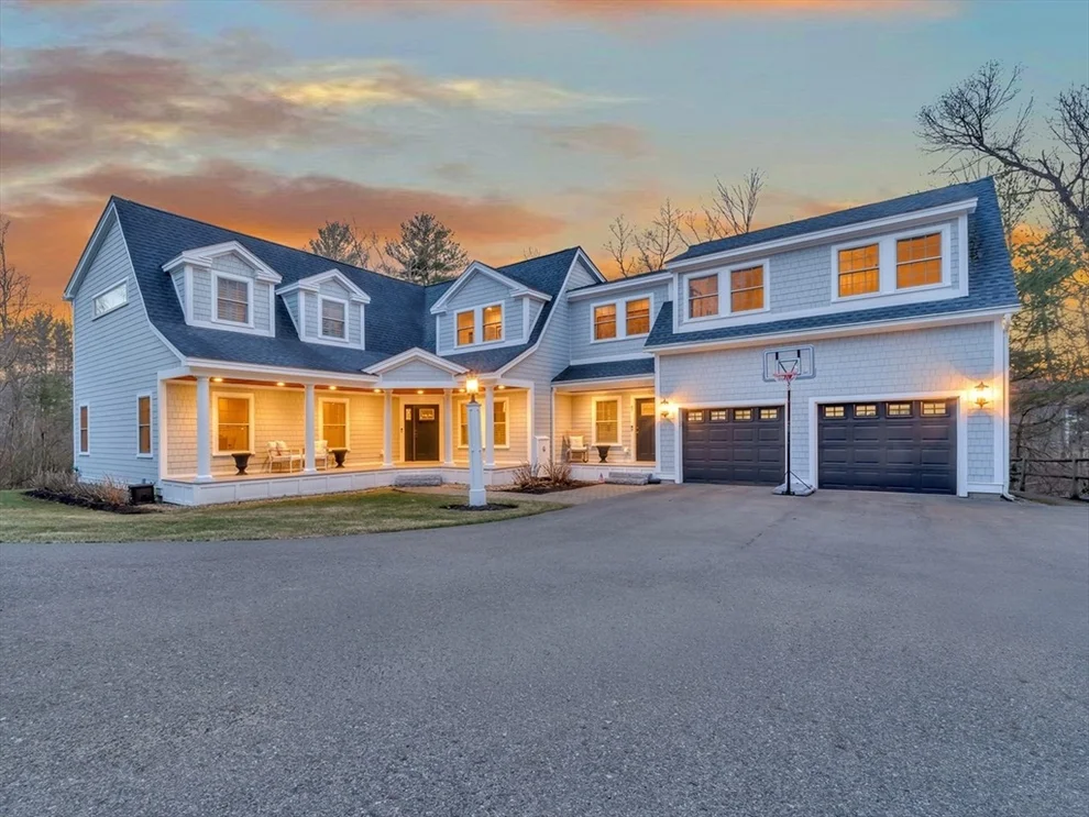 Unit for sale at 87 Porter Rd, Andover, MA 01810