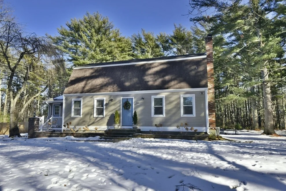 Unit for sale at 178 Tremont St, Carver, MA 02330