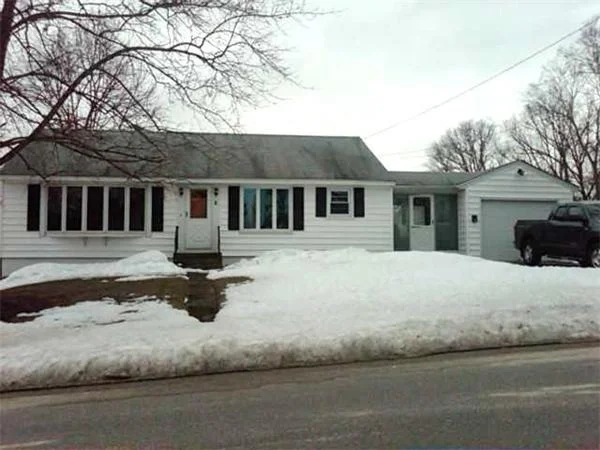 Unit for sale at 5 Mayfair Dr, Millbury, MA 01527