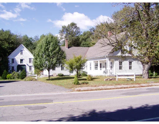 Unit for sale at 495 Salem Street, Rockland, MA 02370