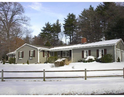 Unit for sale at 107 Goldwaithe Road, Northbridge, MA 01588