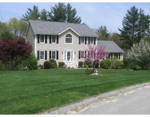 Unit for sale at 17 Judith E. Lane, Methuen, MA 01844