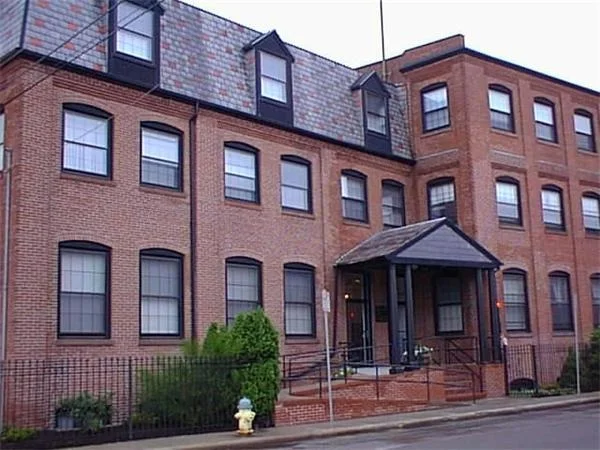 Unit for sale at 10 Weston Ave, Quincy, MA 02170
