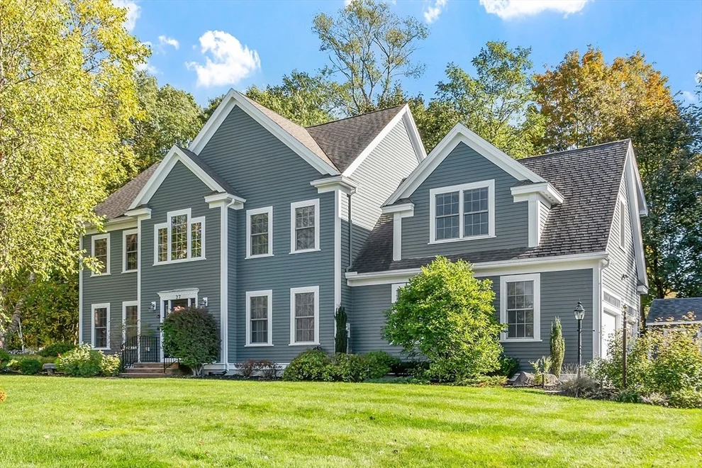 Unit for sale at 27 Garfield Ave, Danvers, MA 01923