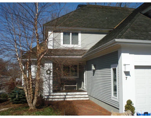 Unit for sale at 7 Wimbledon Ct, Ipswich, MA 01938