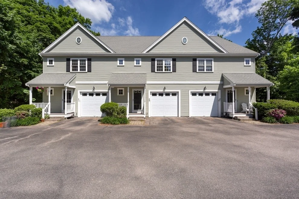 Unit for sale at 49 Beaver Street, Franklin, MA 02038