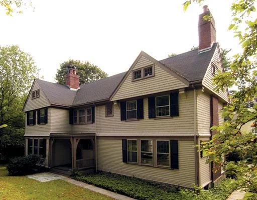 Unit for sale at 321 Hammond Street, Newton, MA 02467