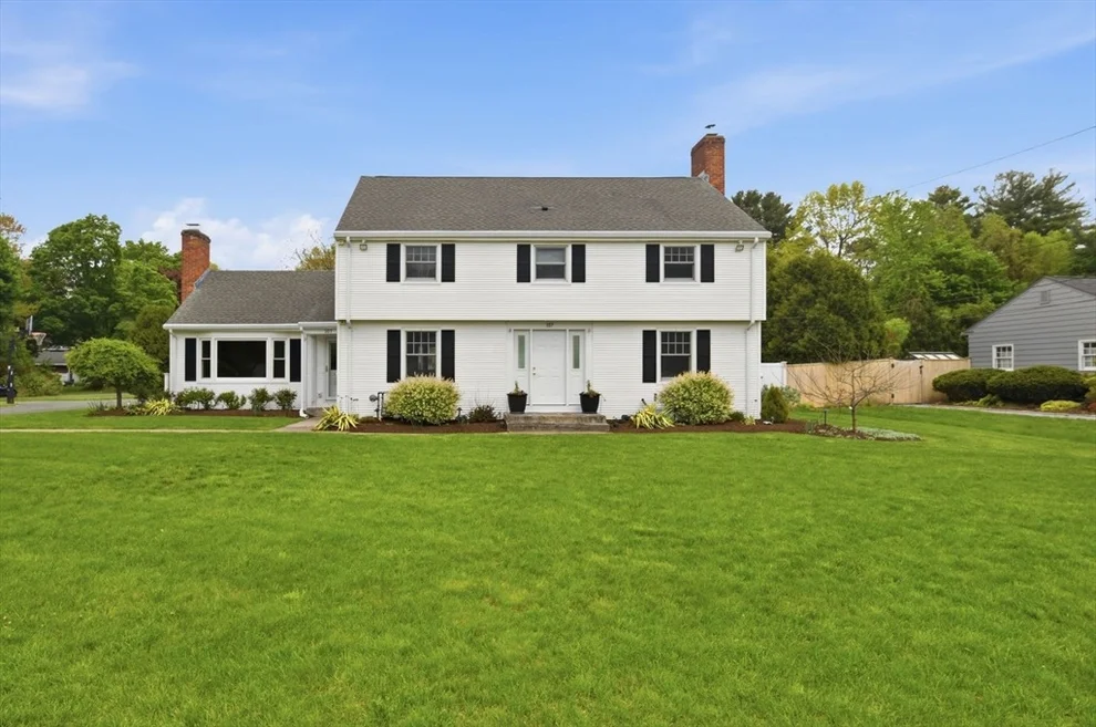Unit for sale at 107 Viscount Rd, Longmeadow, MA 01106