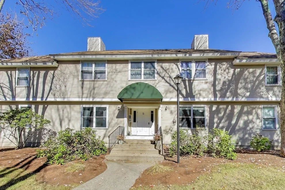 Unit for sale at 425 Main St, Hudson, MA 01749