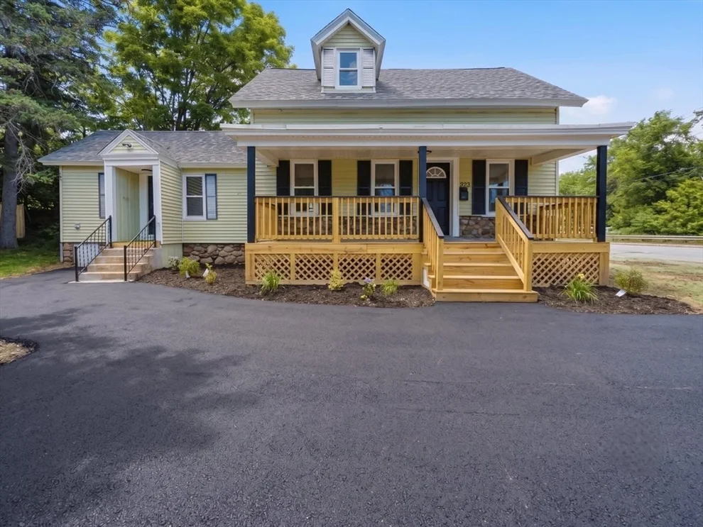 Unit for sale at 323 Spring St, Winchendon, MA 01475