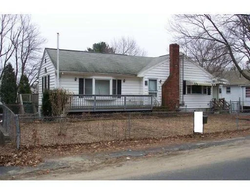 Unit for sale at 7 Clover Rd, Holbrook, MA 02343