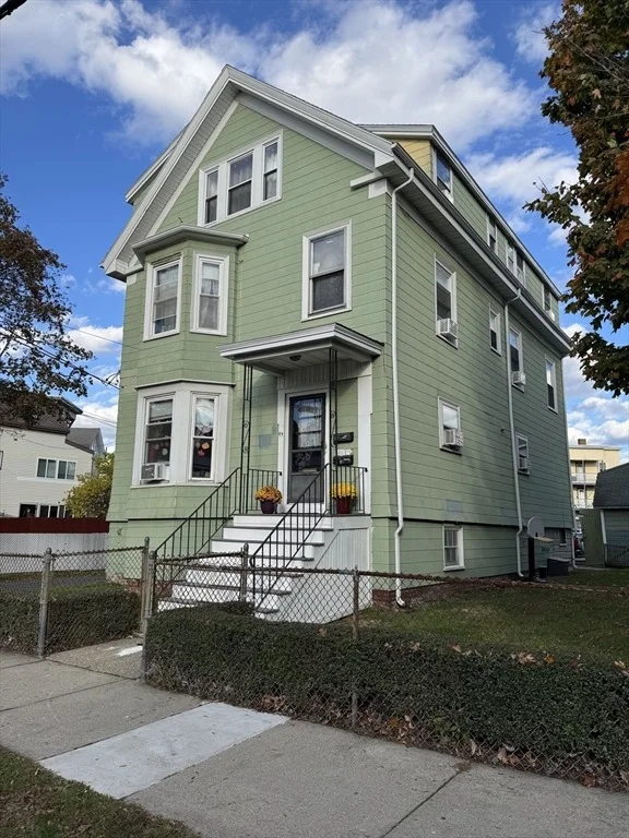 Unit for sale at 43 Baker St, Lynn, MA 01902