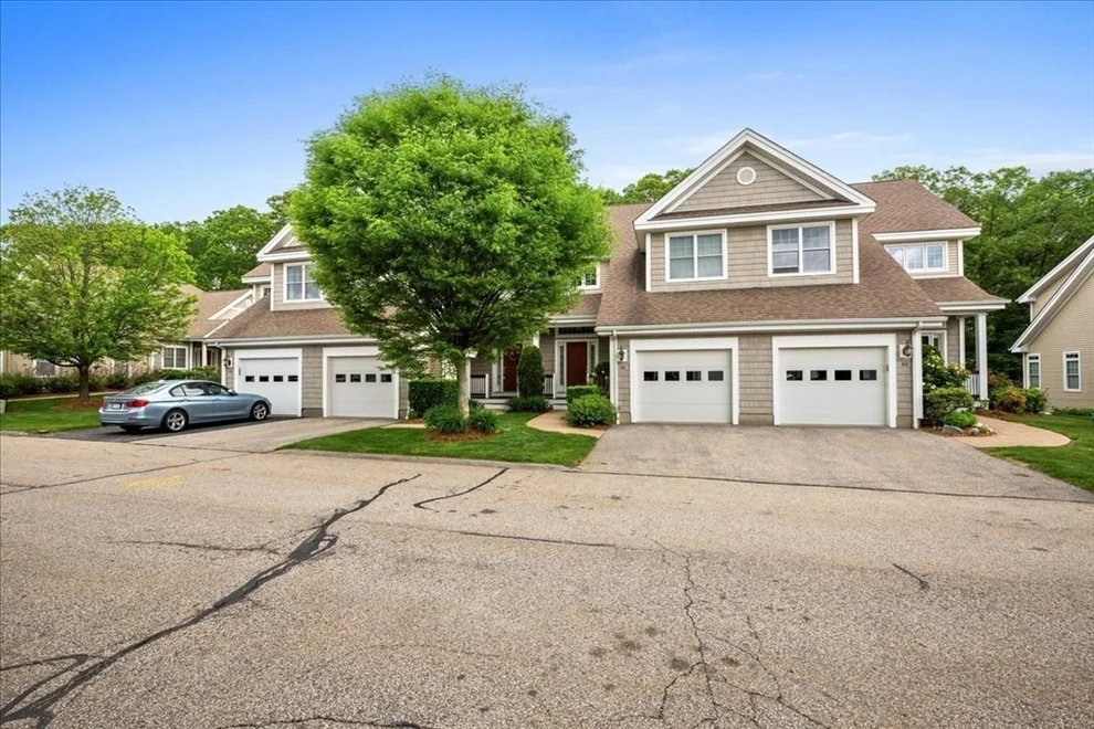 Unit for sale at 64 Lincoln Lane, Grafton, MA 01536