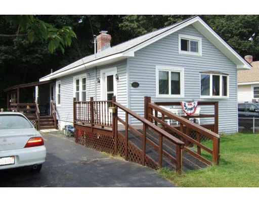 Unit for sale at 408 Lake Ave, Worcester, MA 01604