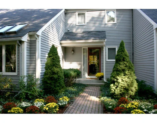 Unit for sale at 56 Birchwood Ln, Lincoln, MA 01773