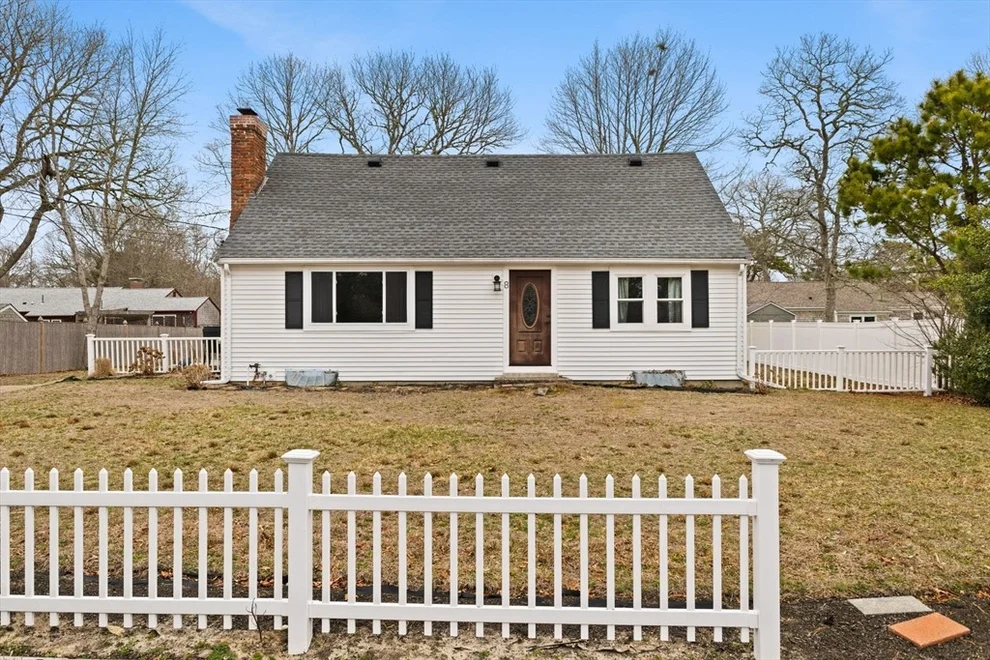 Unit for sale at 8 Nobby Ln, Yarmouth, MA 02673