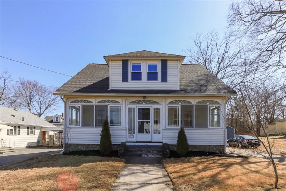 Unit for sale at 327 Chestnut, Clinton, MA 01510