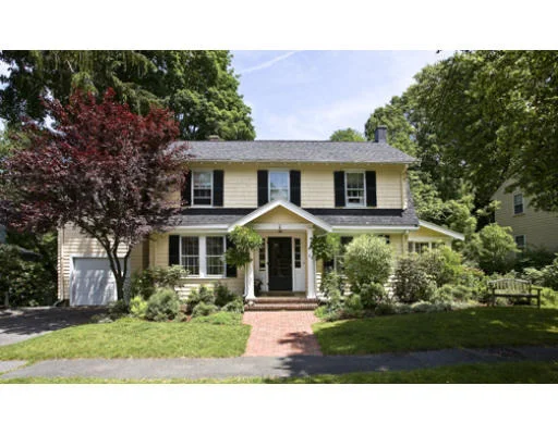 Unit for sale at 68 Wilshire Park, Needham, MA 02492