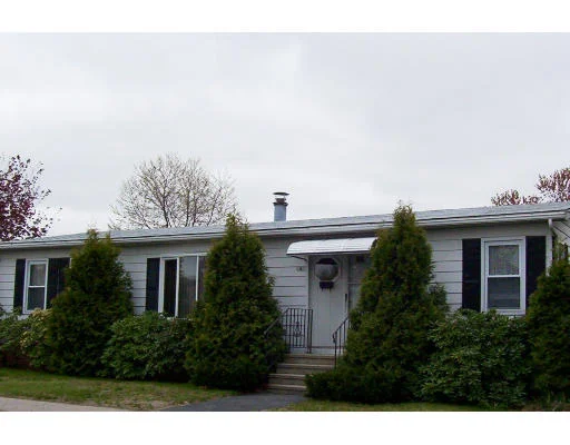 Unit for sale at 4 Princess Ave, Attleboro, MA 02703