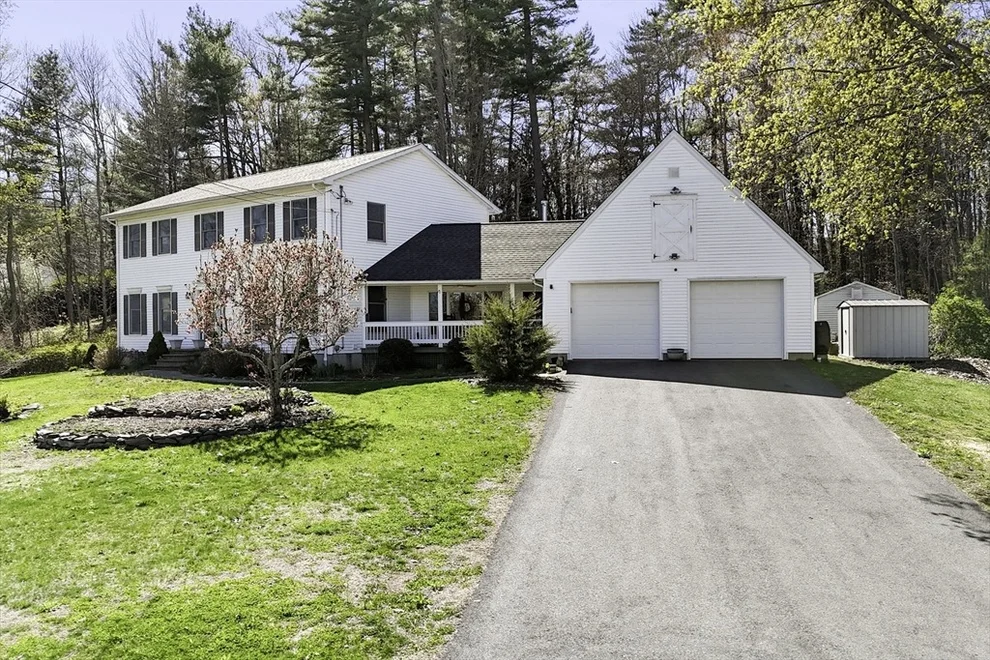 Unit for sale at 7 Lyman St, Granby, MA 01033