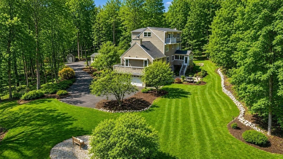 Unit for sale at 19 Pheasant Lane, Topsfield, MA 01983